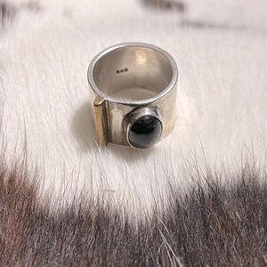 Silpada Sterling Silver & Black Onyx Ring size 6 3/4 to 7